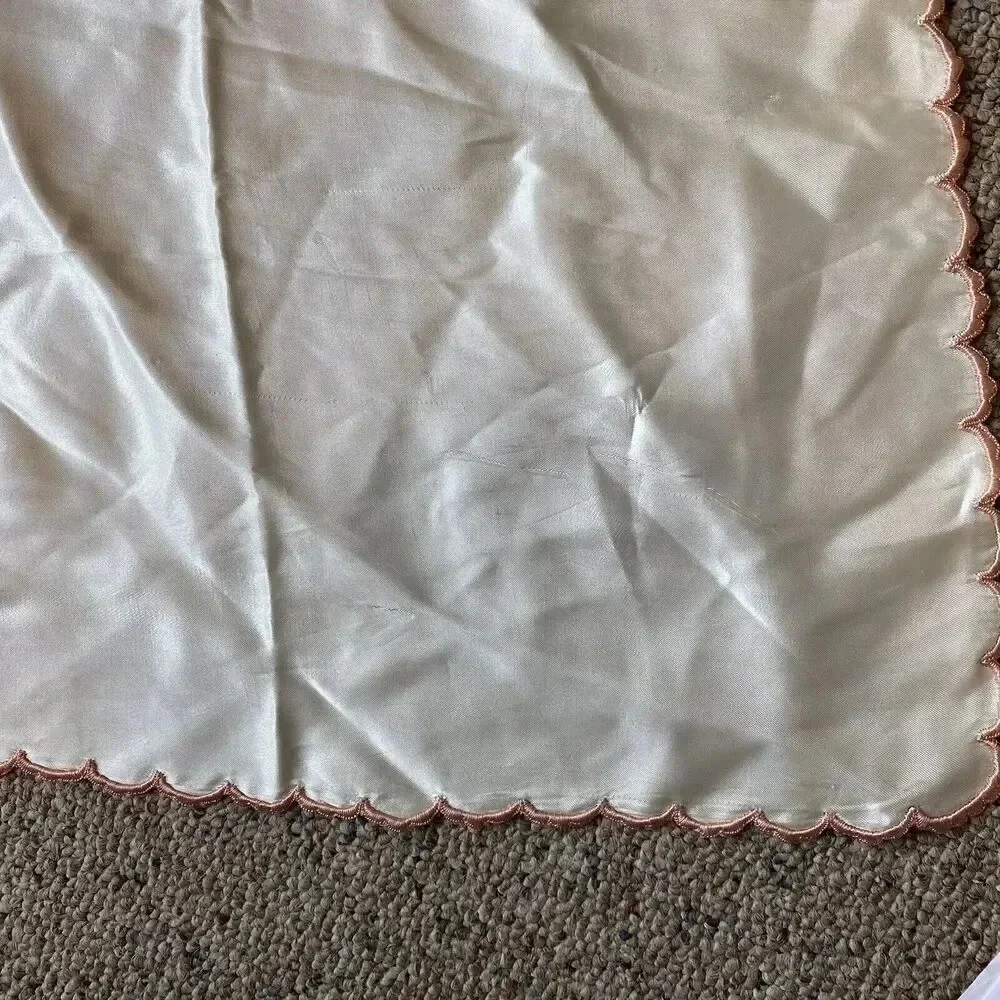 VTG Floral Embroidered Square Tablecloth Satin Beige 35”x32”